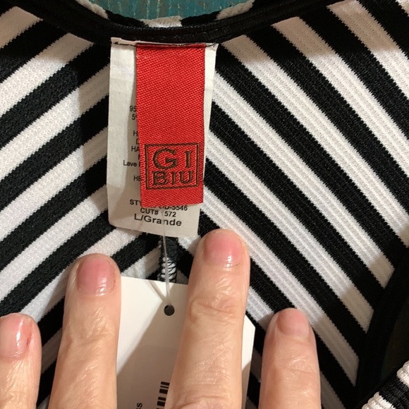 Spring Time Dress - Picture 4 of 4